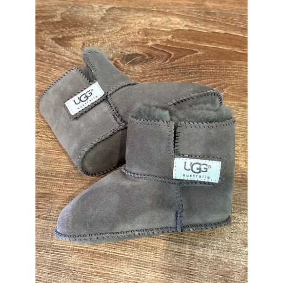 UGG Other - UGG Erin gray fur bootie shoes Large toddler 7